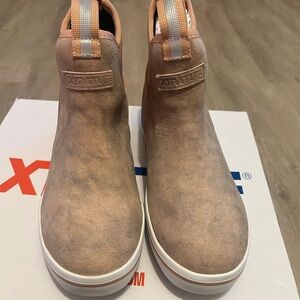 Women's Pink Cream XTRATUF Ankle Deck Boots